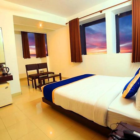 Ss Beach Resort Varkala Kültér fotó