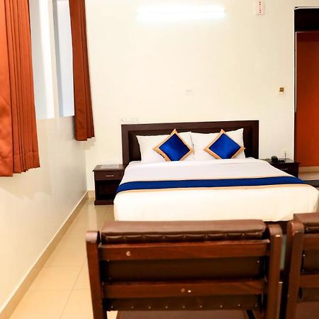 Ss Beach Resort Varkala Kültér fotó