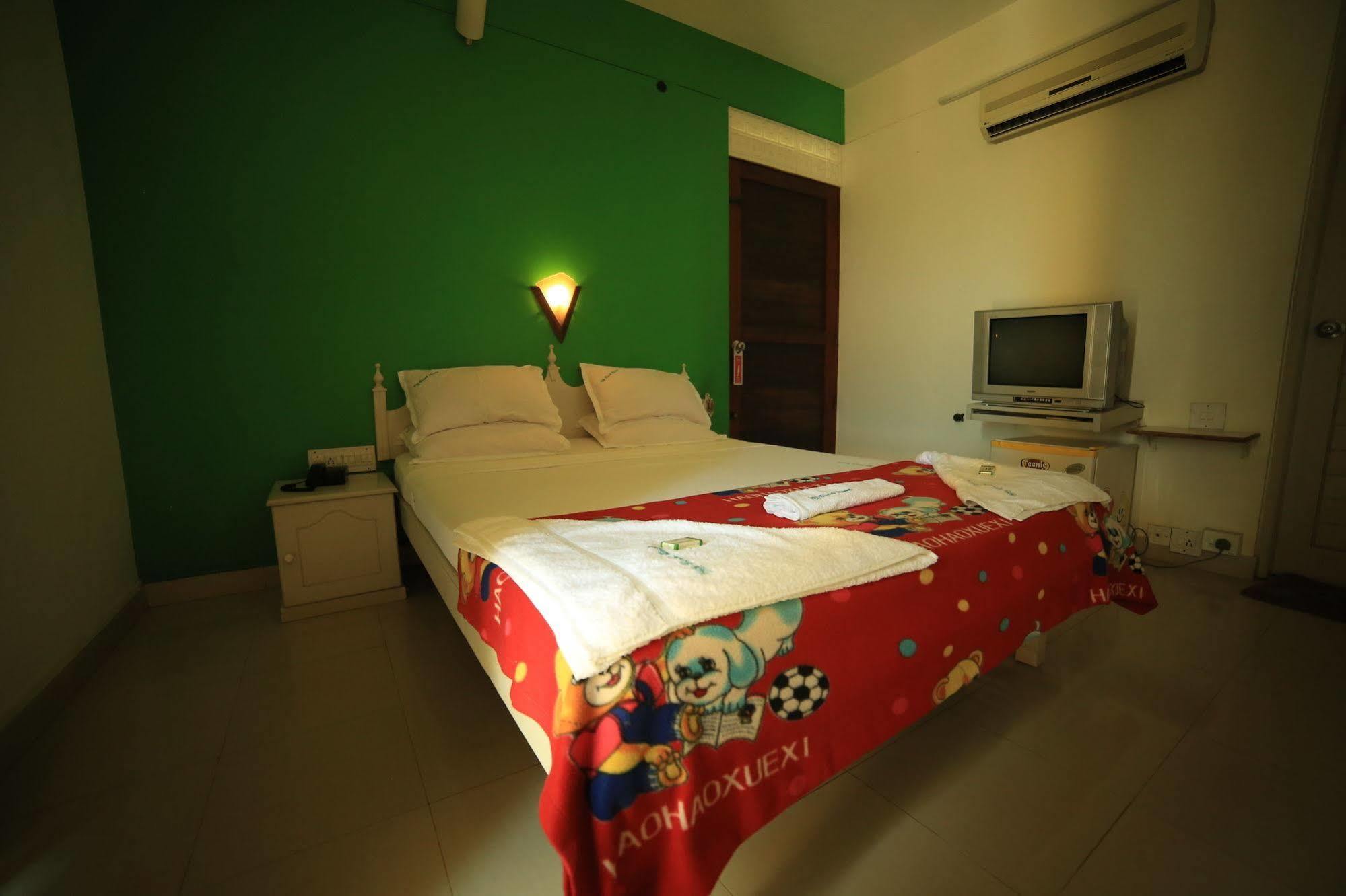 Ss Beach Resort Varkala Kültér fotó
