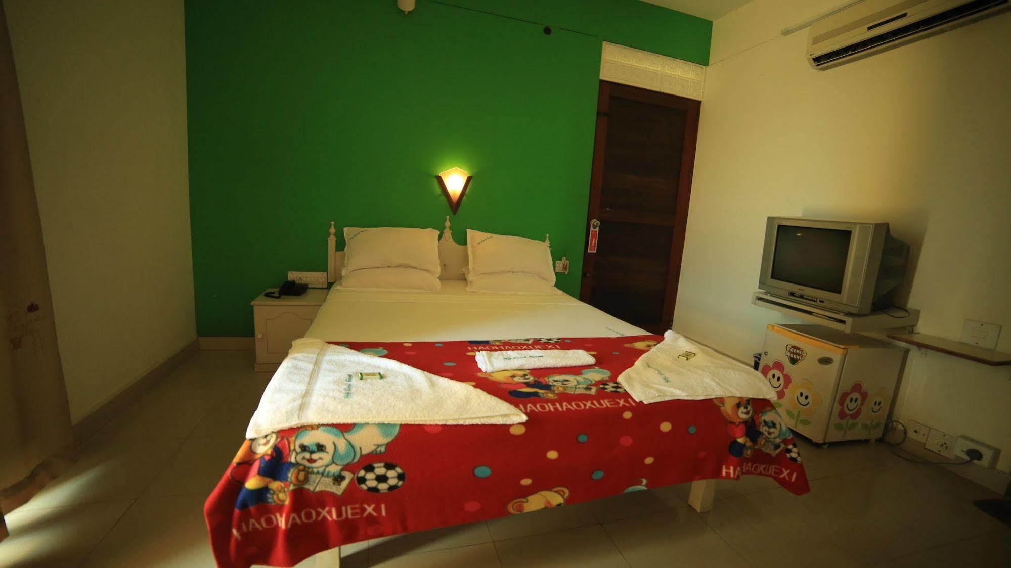 Ss Beach Resort Varkala Kültér fotó