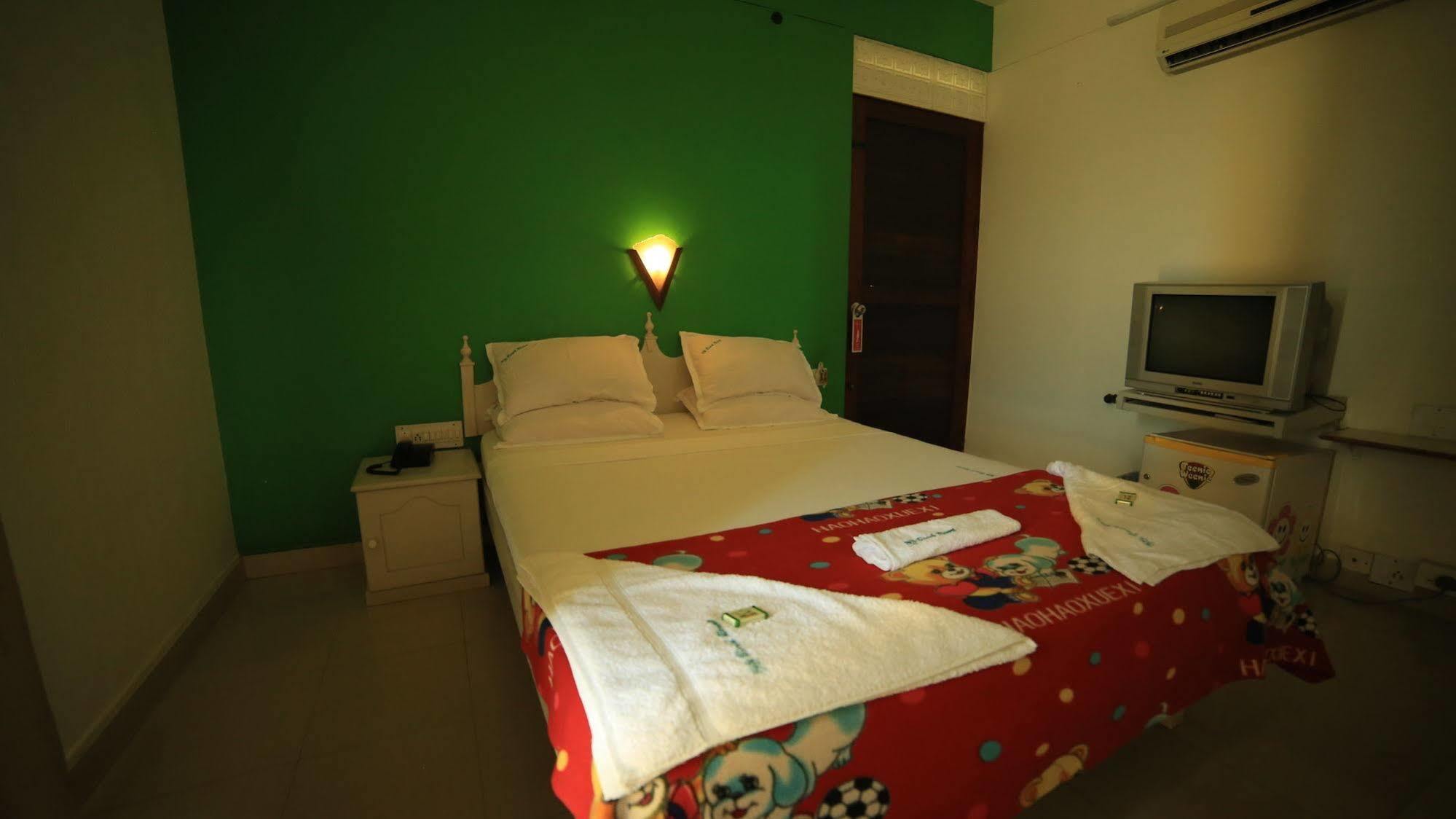 Ss Beach Resort Varkala Kültér fotó