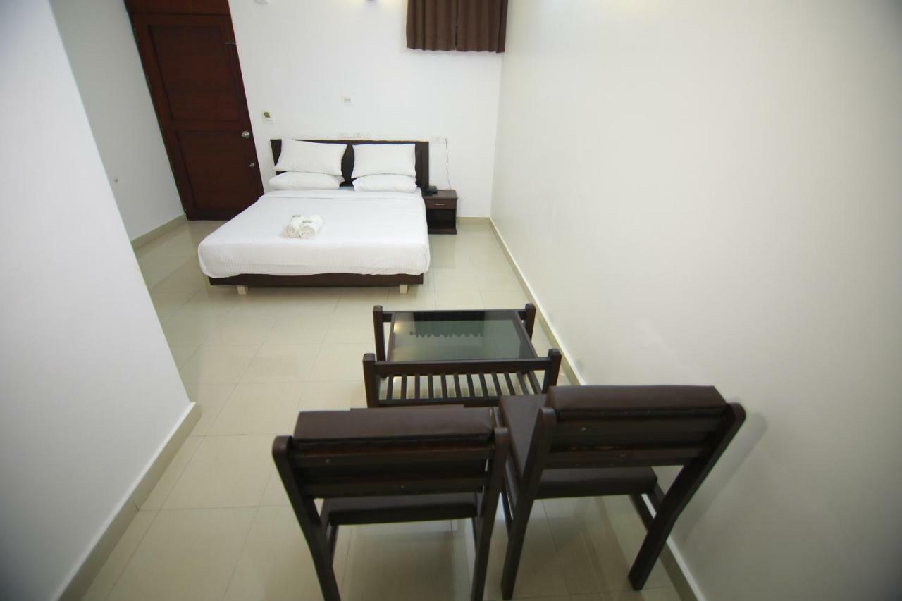 Ss Beach Resort Varkala Kültér fotó