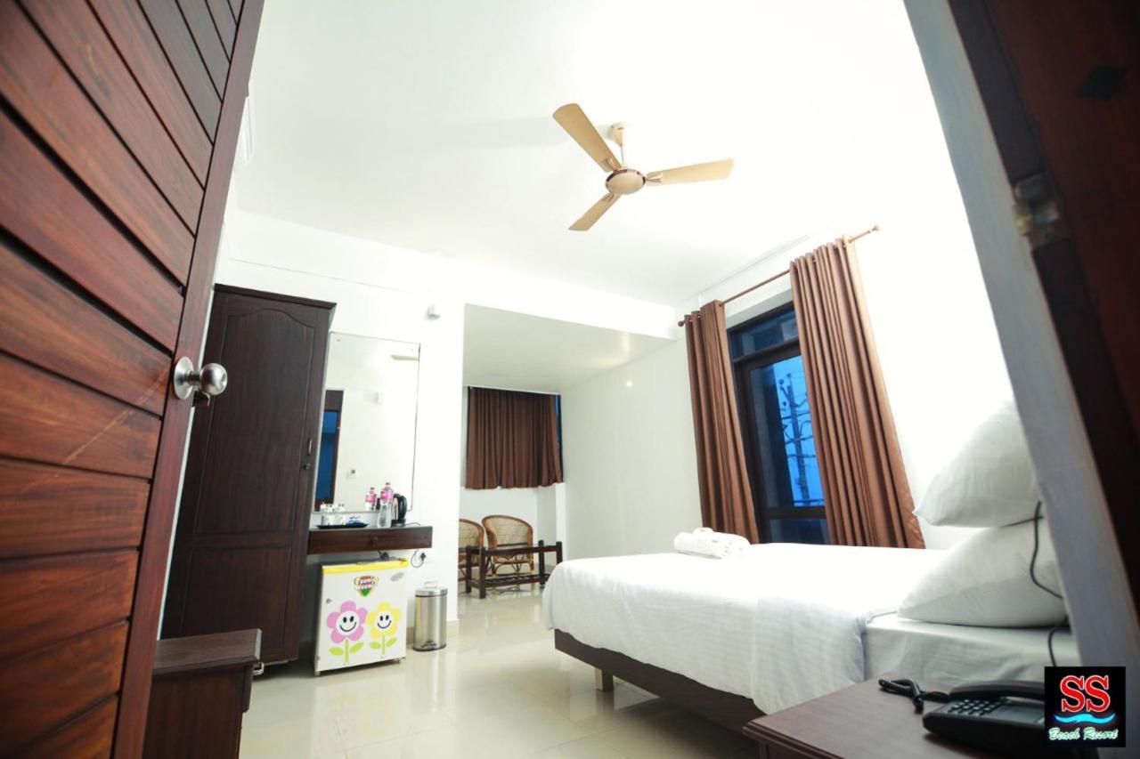 Ss Beach Resort Varkala Kültér fotó